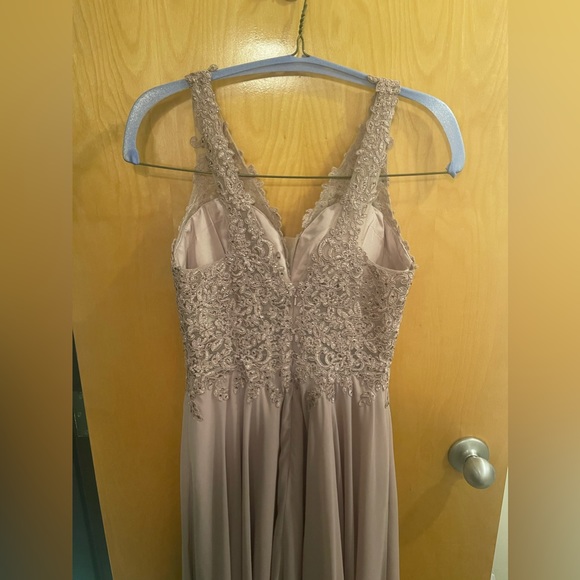 Prom dress - Picture 3 of 5